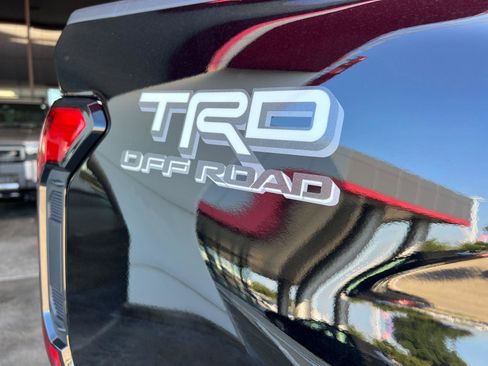 New 2025 Toyota Tacoma TRD Off-Road image 8