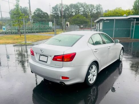 Used 2006 Lexus IS 250 w/ Premium Pkg RWD image 5
