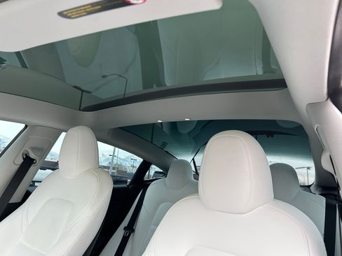 Used 2023 Tesla Model 3 Performance image 28