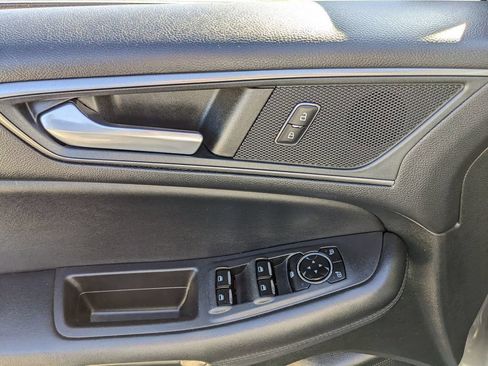 Used 2023 Ford Edge SE AWD/4WD image 14
