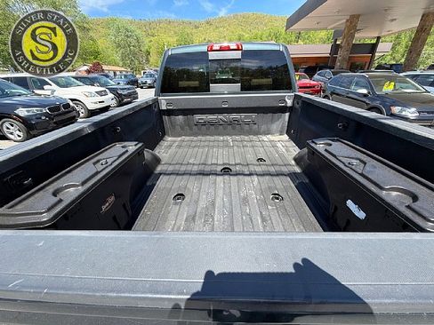 Used 2018 GMC Sierra 2500 Denali w/ Duramax Plus Package image 25