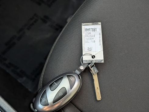 Used 2026 Hyundai Tucson SEL FWD image 38