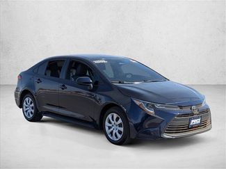 Used 2024 Toyota Corolla LE FWD video 3