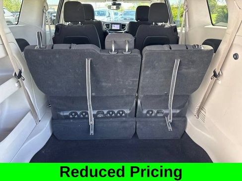 Used 2024 Chrysler Voyager LX FWD image 32