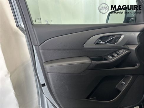 Used 2023 Chevrolet Traverse LT w/ LPO, Floor Liner Package image 16