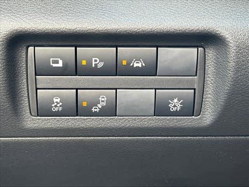 Used 2025 Nissan Kicks Play S FWD image 16