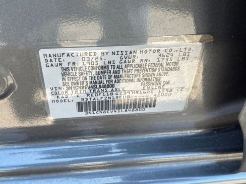 Used 2025 Nissan Versa SV FWD image 27