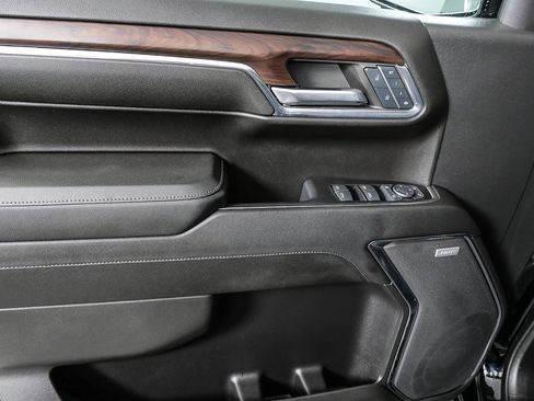 Used 2024 GMC Sierra 1500 SLT w/ SLT Premium Plus Package image 6