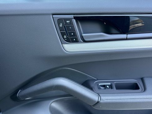 New 2026 Porsche Cayenne AWD/4WD image 20