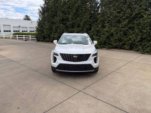 Used 2023 Cadillac XT4 Premium Luxury AWD/4WD image 6