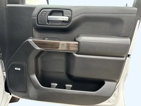 Used 2019 Chevrolet Silverado 1500 RST image 31