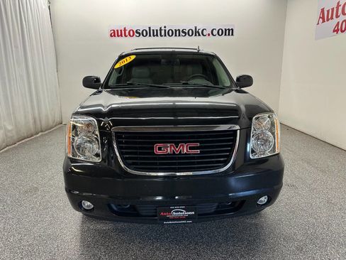 Used 2013 GMC Yukon XL SLT w/ SLT-2 Equipment Package image 2