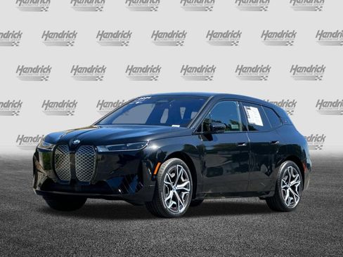 Used 2024 BMW iX xDrive50 w/ Sport Package AWD/4WD image 9