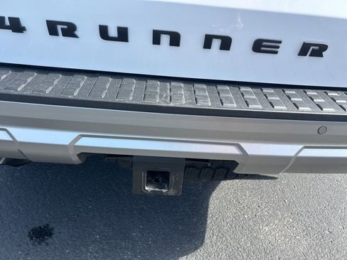 Used 2025 Toyota 4Runner Trailhunter AWD/4WD image 15