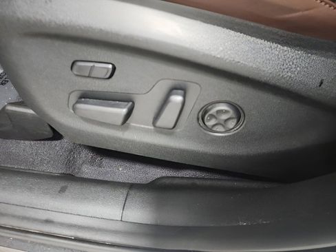 Used 2019 Kia Sorento SX image 24