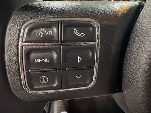 Used 2016 Jeep Wrangler Unlimited Sahara w/ Dual Top Group AWD/4WD image 15