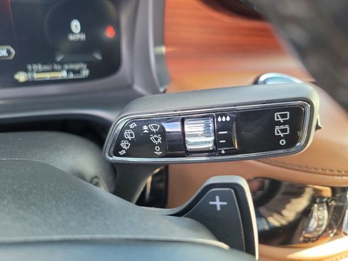 Certified 2023 Lincoln Aviator Reserve w/ Elements Package Plus RWD image 17