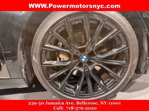 Used 2020 BMW 740i w/ M Sport Package image 12