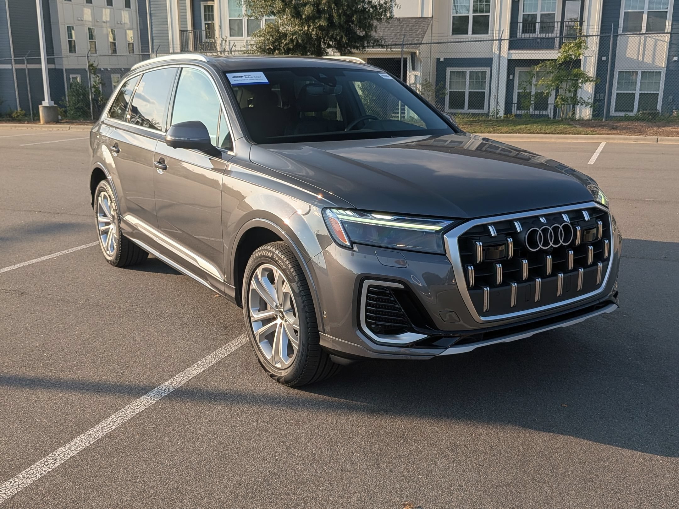 Used 2025 Audi Q7 3.0T Premium Plus AWD/4WD image 2