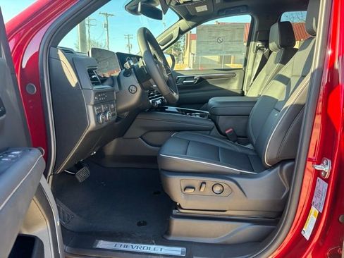 New 2026 Chevrolet Tahoe Premier w/ Sun And Tow Package AWD/4WD image 9
