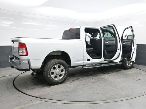 Used 2023 RAM 2500 Big Horn w/ Level 1 Equipment Group AWD/4WD image 46