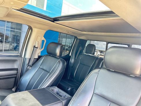 Used 2019 Ford F150 Lariat w/ Equipment Group 502A Luxury AWD/4WD image 17