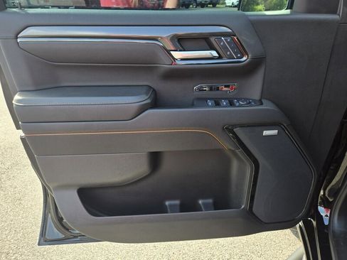 Used 2024 GMC Sierra 1500 AT4 w/ Technology Package image 20