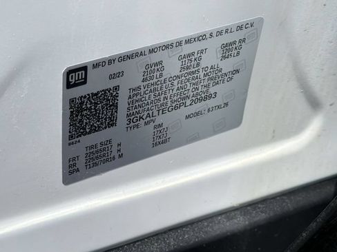 Used 2023 GMC Terrain SLE w/ Driver Convenience Package AWD/4WD image 32