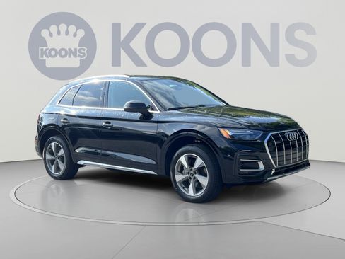 Used 2023 Audi Q5 2.0T Premium Plus w/ Premium Plus Package AWD/4WD image 2