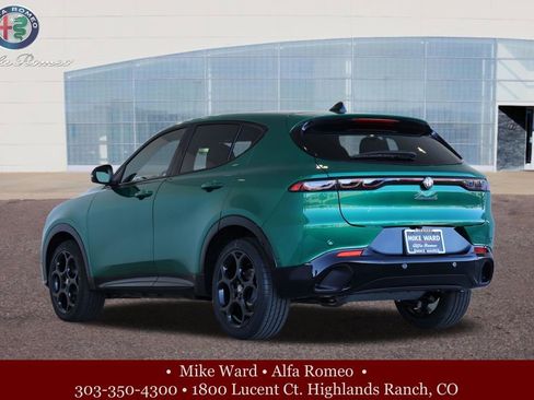 New 2026 Alfa Romeo Tonale w/ Black Premium Package image 3