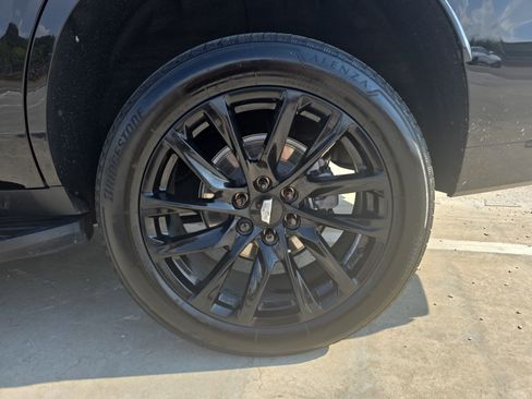Used 2024 Cadillac Escalade Sport w/ LPO, ONYX Package AWD/4WD image 35