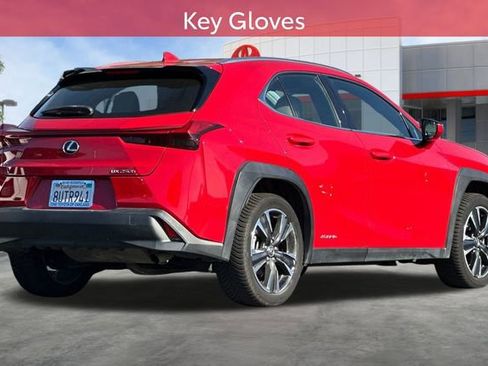Used 2020 Lexus UX 250h 250h Base w/ Accessory Package 2 image 4