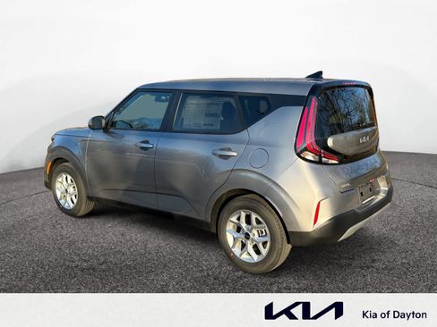 New 2025 Kia Soul LX image 3