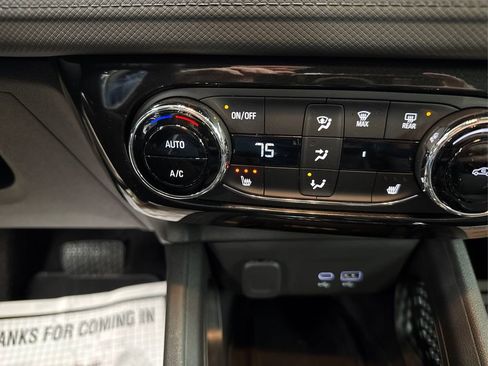 Used 2025 Chevrolet TrailBlazer LT w/ Convenience Package image 33