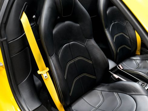 Used 2017 Ferrari 488 Spider RWD image 39
