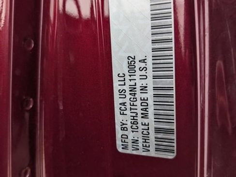 Used 2022 Jeep Gladiator Overland w/ LED Lighting Group image 24