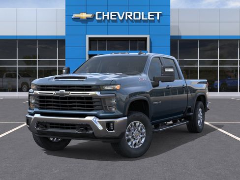 New 2026 Chevrolet Silverado 2500 LT AWD/4WD image 6
