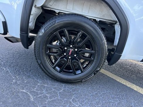 Used 2022 GMC Sierra 1500 Elevation image 7