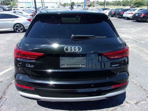 Used 2019 Audi Q3 2.0T Premium w/ Convenience Package AWD/4WD image 5