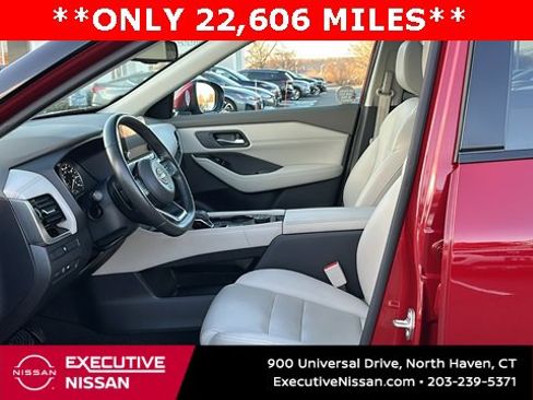 Certified 2023 Nissan Rogue SL image 9