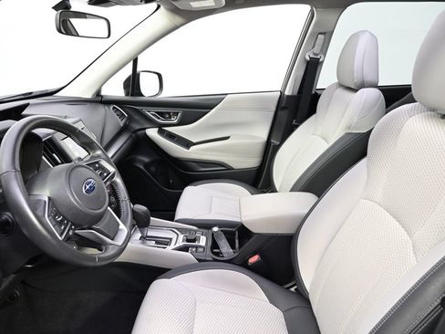 Used 2022 Subaru Forester Premium AWD/4WD image 13