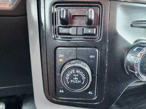 Used 2024 Ford F150 Lariat w/ FX4 Off-Road Package AWD/4WD image 30