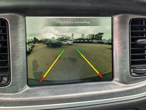 Used 2018 Dodge Charger R/T image 23