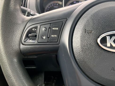 Used 2012 Kia Forte EX FWD image 23