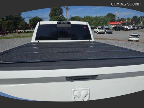 Used 2018 RAM 2500 Laramie w/ Sport Appearance Group AWD/4WD image 8