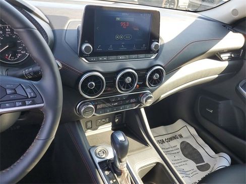 Certified 2024 Nissan Sentra SR w/ SR Premium Package image 19