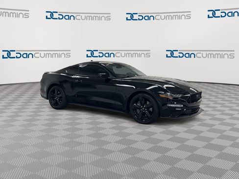 Used 2021 Ford Mustang GT w/ Equipment Group 301A RWD image 2