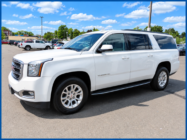 Used 2020 GMC Yukon XL SLT AWD/4WD image 1