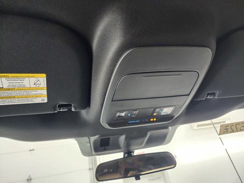 Used 2024 Ford F250 XLT image 12