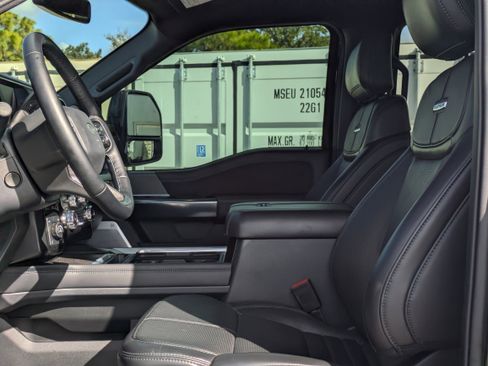 Used 2025 Ford F350 Platinum w/ Tremor Off-Road Package image 47